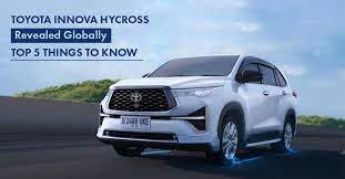 Toyota Innova HyCross